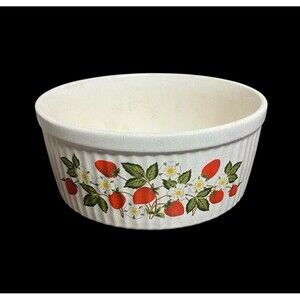 Vintage Sheffield Strawberries 'n Cream Stoneware Collection Ramekin 8” Bowl